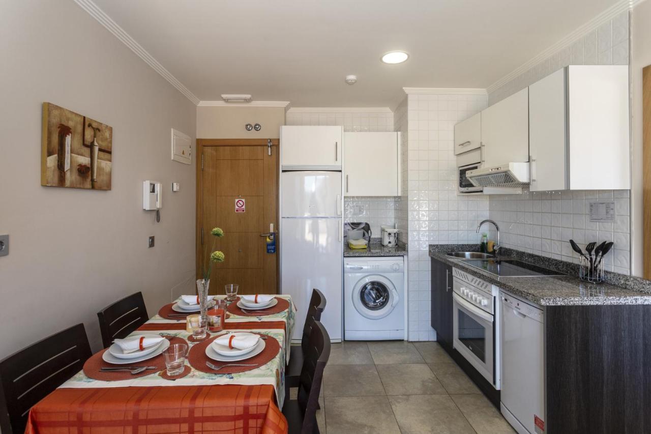 Apartamentos Turísticos Playa de Tapia Tapia De Casariego Exterior foto